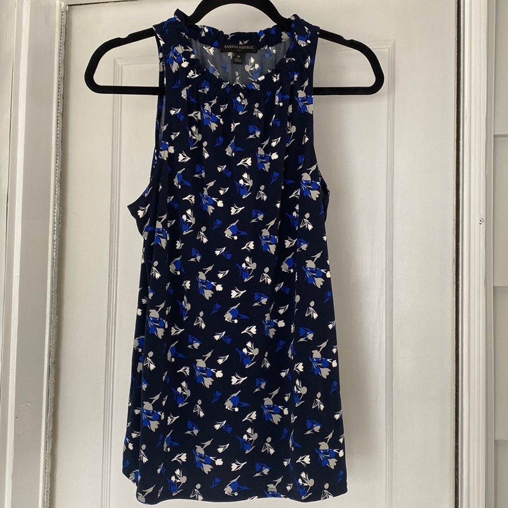 Banana Republic Top Size Medium
